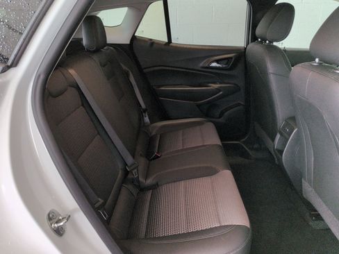Certified 2024 Chevrolet Trax LT FWD image 25