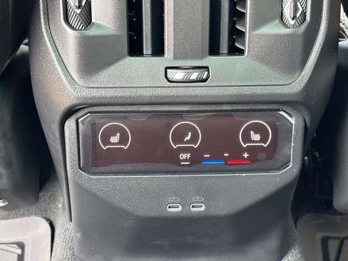 Used 2025 BMW X3 xDrive30i w/ Convenience Package AWD/4WD image 16