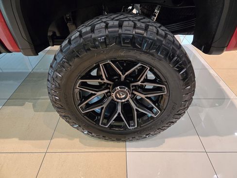 New 2026 GMC Sierra 2500 AT4 w/ AT4 Premium Plus Package image 7