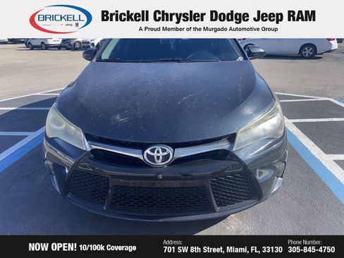 Used 2015 Toyota Camry XSE image 1