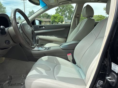 Used 2013 INFINITI G37 x Sedan w/ Premium Pkg AWD/4WD image 7