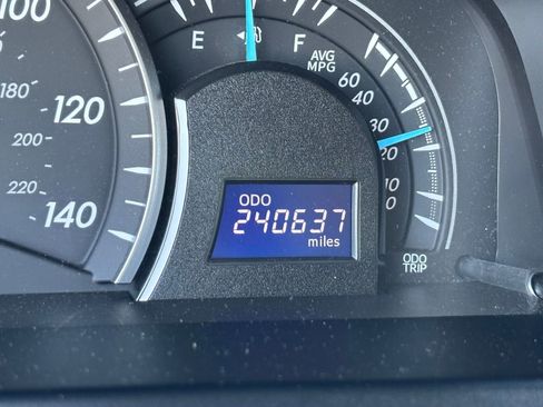 Used 2014 Toyota Camry LE FWD image 20