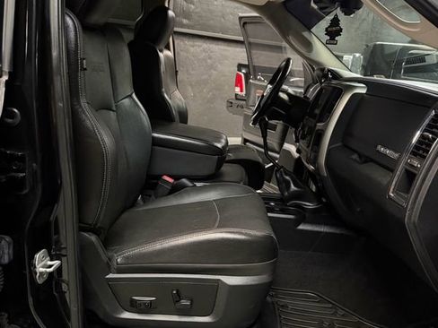 Used 2014 RAM 3500 Laramie w/ Cold Weather Group AWD/4WD image 14