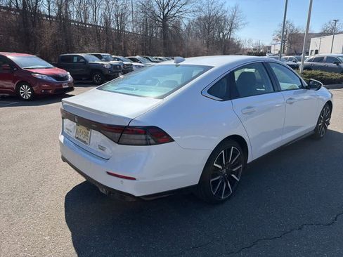 Used 2023 Honda Accord Touring image 16