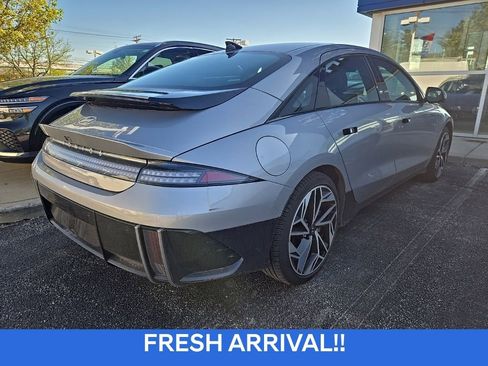 Used 2023 Hyundai Ioniq 6 Limited image 4