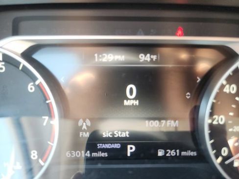 Used 2021 Nissan Rogue SV FWD image 15