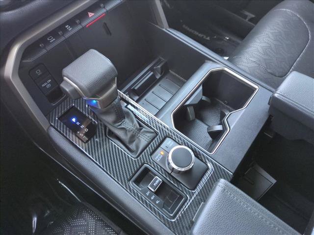 Used 2024 Toyota Tundra Limited AWD/4WD image 12