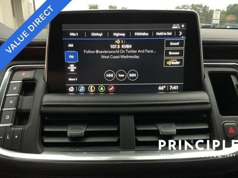 Used 2021 Chevrolet Suburban LT w/ Rear Media and Nav Package AWD/4WD image 16
