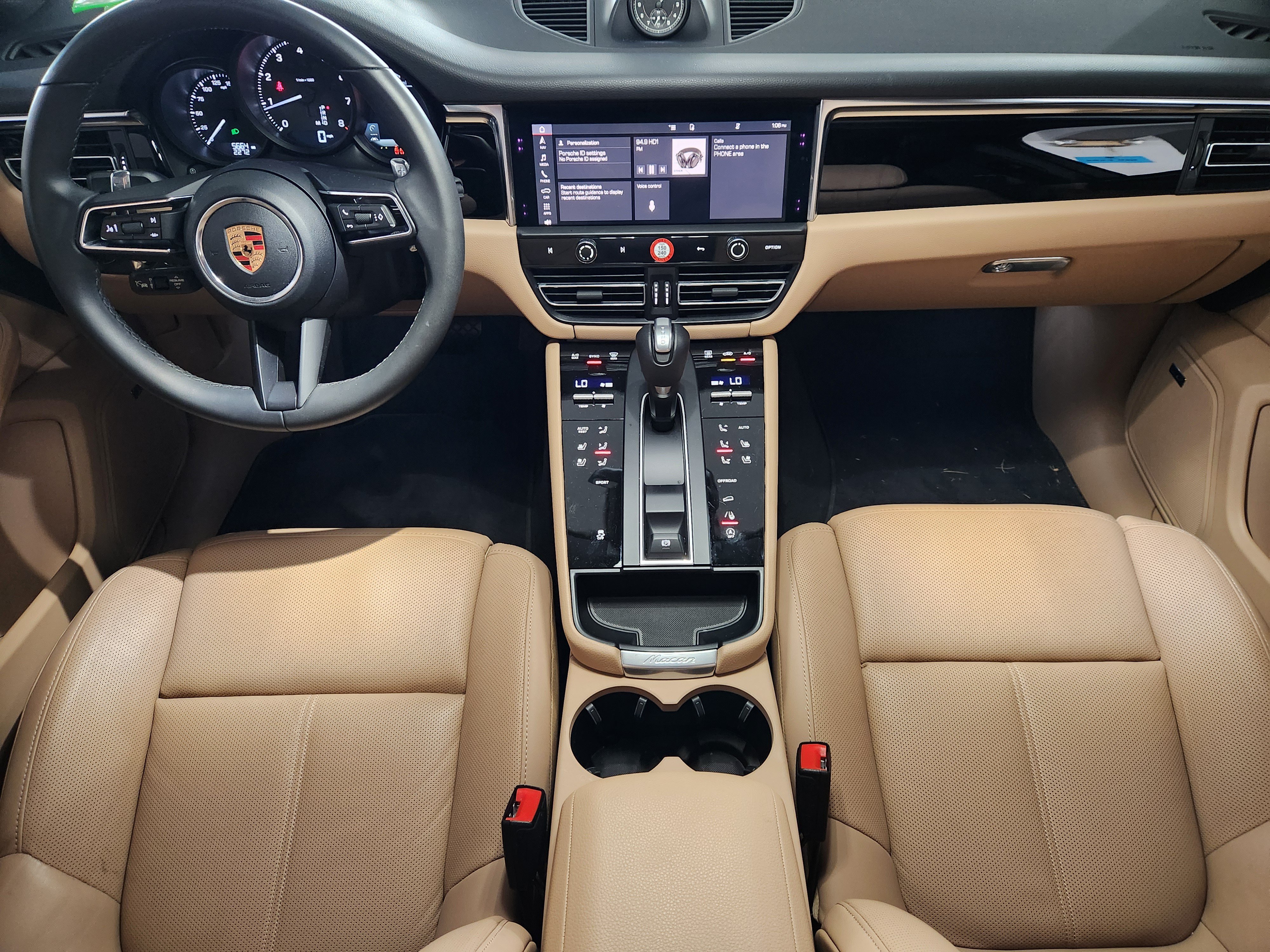 Certified 2026 Porsche Macan AWD/4WD image 29