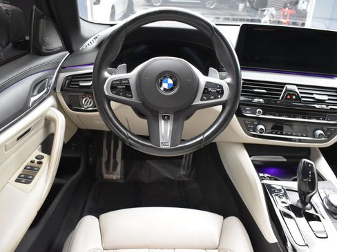 Used 2022 BMW M550i xDrive w/ Shadowloine Package image 14