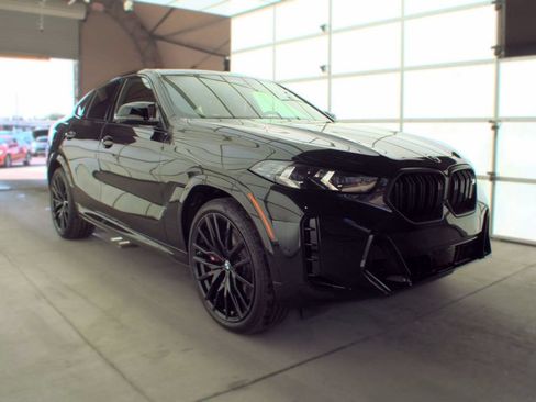 Used 2027 BMW X6 M60i AWD/4WD image 2