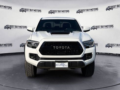 Used 2021 Toyota Tacoma TRD Pro image 2