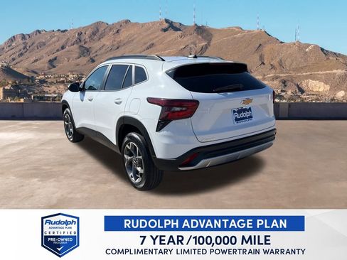 Used 2025 Chevrolet Trax LT image 12