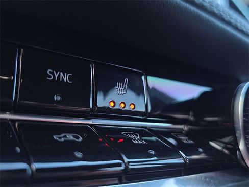 New 2026 Chevrolet Equinox LT image 26