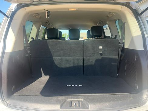Used 2021 Nissan Armada SV AWD/4WD image 10
