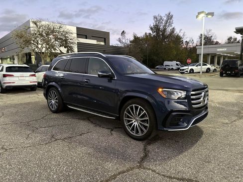 Certified 2024 Mercedes-Benz GLS 580 4MATIC image 7