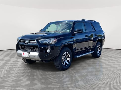 Used 2020 Toyota 4Runner TRD Off-Road Premium image 3