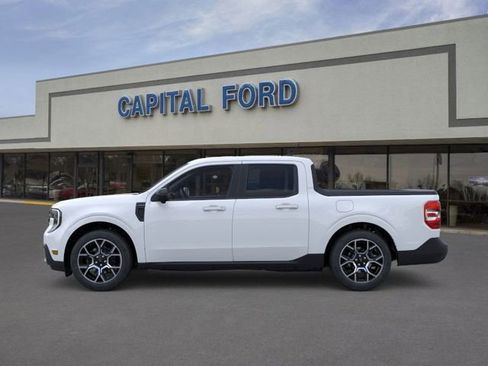 New 2026 Ford Maverick Lariat image 3