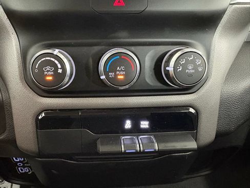 Used 2020 RAM 1500 Big Horn AWD/4WD image 21