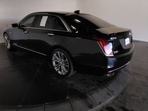 Used 2018 Cadillac CT6 Platinum AWD/4WD image 8