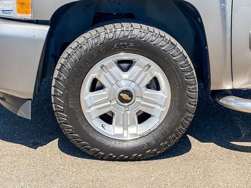 Used 2013 Chevrolet Silverado 1500 LT w/ All-Star Edition AWD/4WD image 14