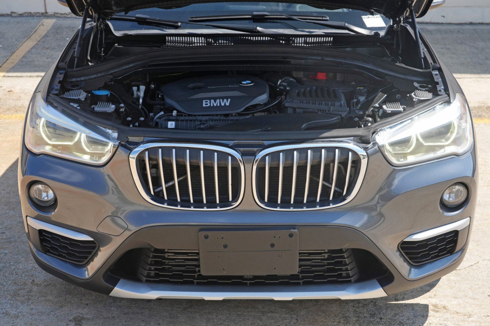 Used 2017 BMW X1 xDrive28i w/ Cold Weather Package AWD/4WD image 7