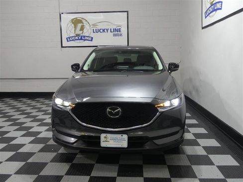 Used 2019 MAZDA CX-5 Touring image 2