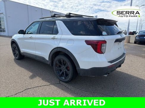 Used 2022 Ford Explorer ST-Line w/ Class IV Trailer Tow Package image 3