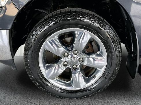 Used 2017 RAM 1500 Big Horn AWD/4WD image 32