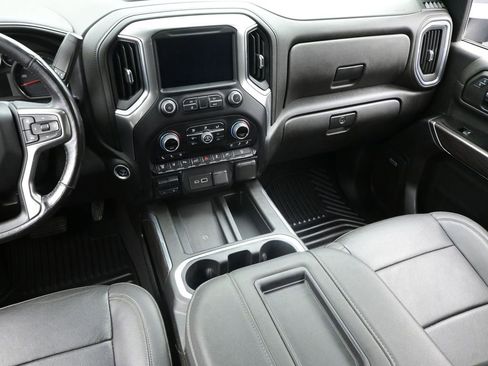 Used 2022 Chevrolet Silverado 2500 LTZ w/ LTZ Plus Package image 12