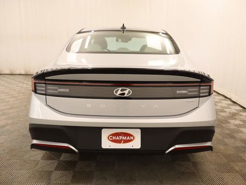 New 2026 Hyundai Sonata Blue FWD image 5