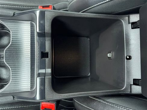 Used 2024 Jeep Grand Cherokee L Limited w/ Luxury Tech Group II image 41