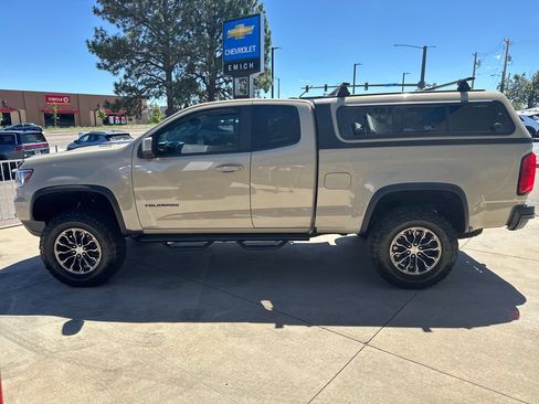 Used 2021 Chevrolet Colorado ZR2 AWD/4WD image 2