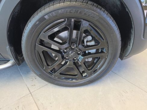 Certified 2025 Kia Telluride EX X-Line AWD/4WD image 69