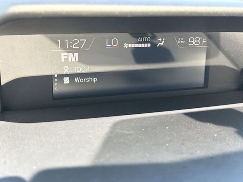 Used 2020 Subaru Forester Premium AWD/4WD image 23
