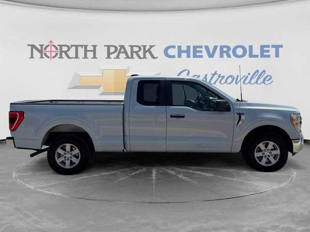 Used 2022 Ford F150 XLT RWD image 2