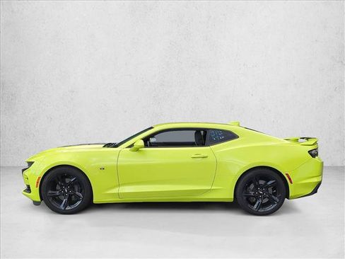Used 2019 Chevrolet Camaro SS RWD image 8