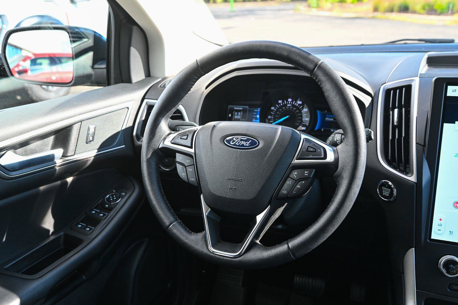 Used 2024 Ford Edge SEL w/ Convenience Package AWD/4WD image 33