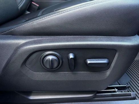 Used 2019 Chevrolet Silverado 1500 LTZ w/ LTZ Plus Package image 11