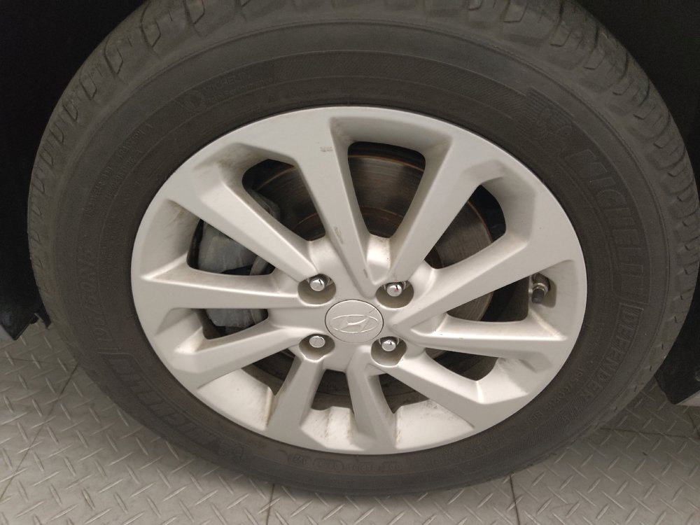 Used 2018 Hyundai Accent SEL FWD image 31