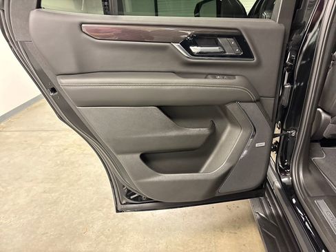 New 2026 GMC Yukon Elevation w/ LPO, Elevation Black Package image 29