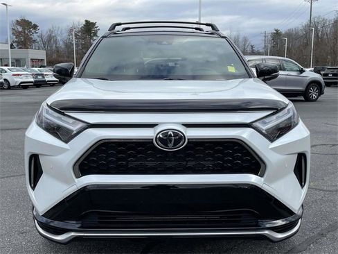 Used 2025 Toyota RAV4 XSE image 8