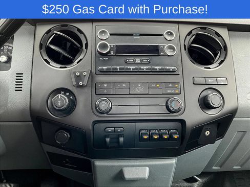 Used 2015 Ford F250 XL w/ Power Equipment Group AWD/4WD image 16