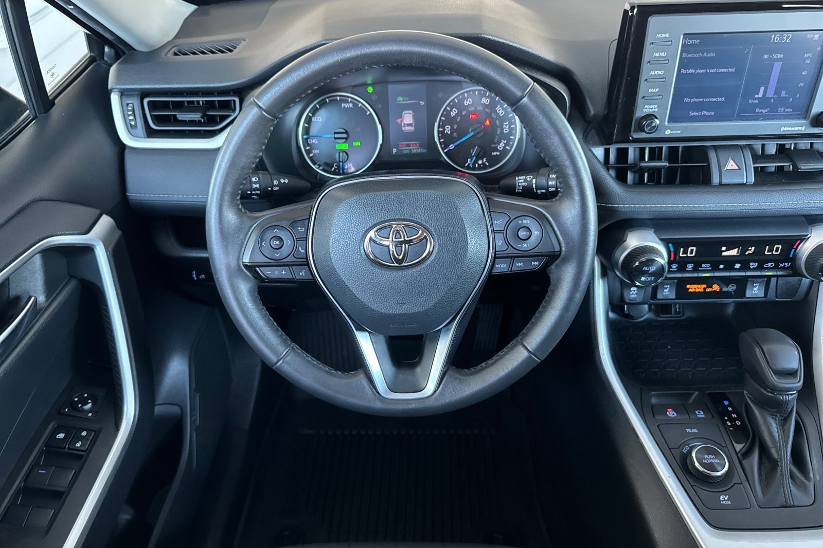 Used 2021 Toyota RAV4 XLE w/ XLE Grade Weather Package AWD/4WD image 13