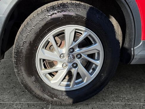 Used 2018 Mitsubishi Eclipse Cross ES image 9