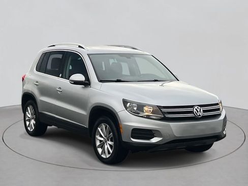 Used 2017 Volkswagen Tiguan Wolfsburg Edition image 6
