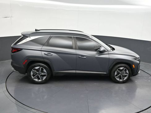 Used 2025 Hyundai Tucson SEL FWD image 26