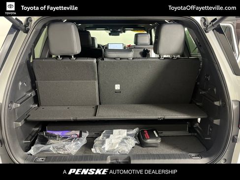 Used 2026 Toyota Sequoia Platinum AWD/4WD image 10