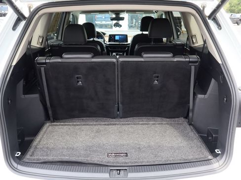Used 2024 Volkswagen Atlas SE FWD image 23