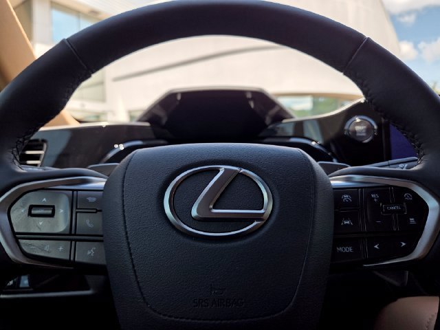 Certified 2024 Lexus NX 250 FWD w/ Cold Area Package image 32